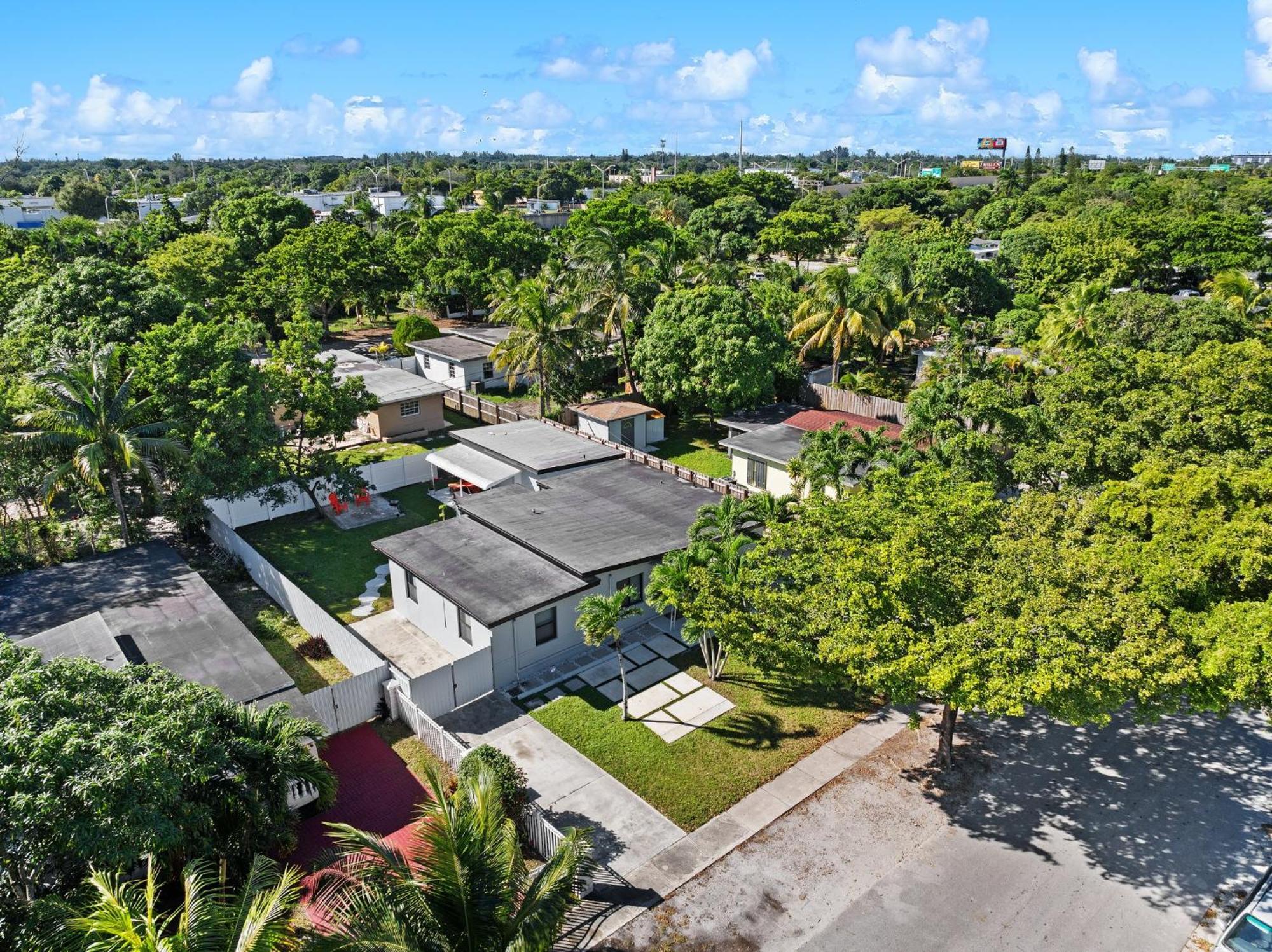 3 Bedroom And 2 Bath North Miami, Florida Dış mekan fotoğraf